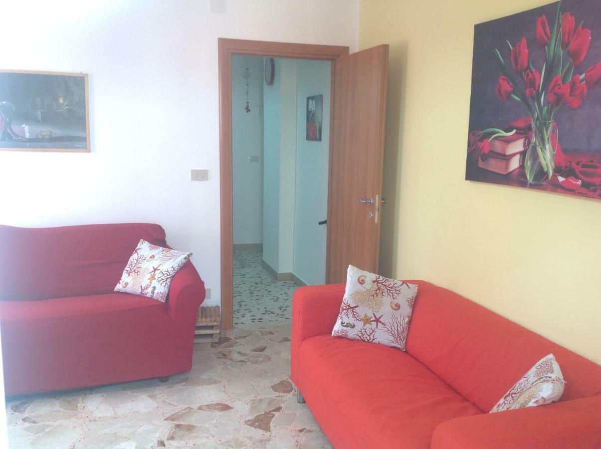 Bed&Breakfast La Casetta Sant'Alessio Siculo Exterior photo